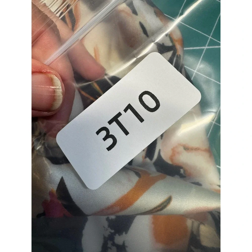 entro floral button
